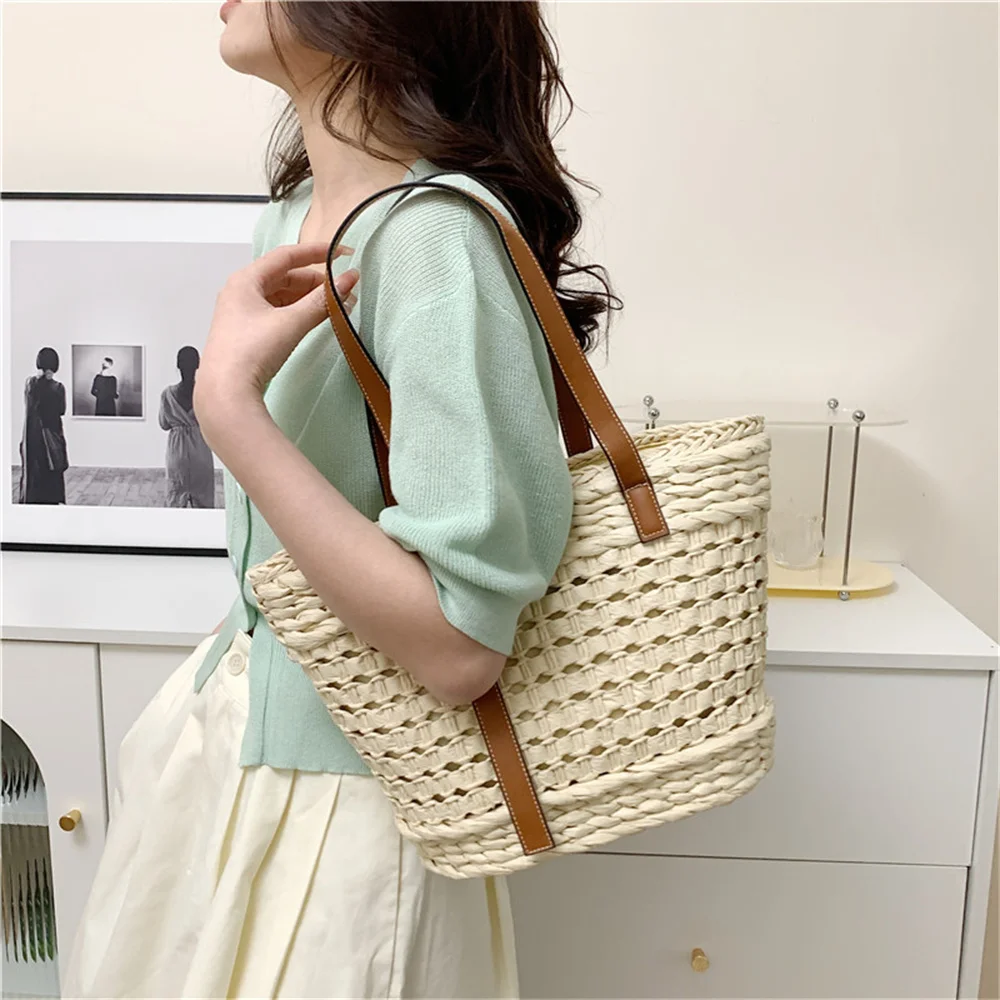 ISKYBOB Summer Handwoven Straw Beach Women Tote Bags 2024 Vintage Hollow Out Basket Rattan Handbag Vacation Shoulder Bag New