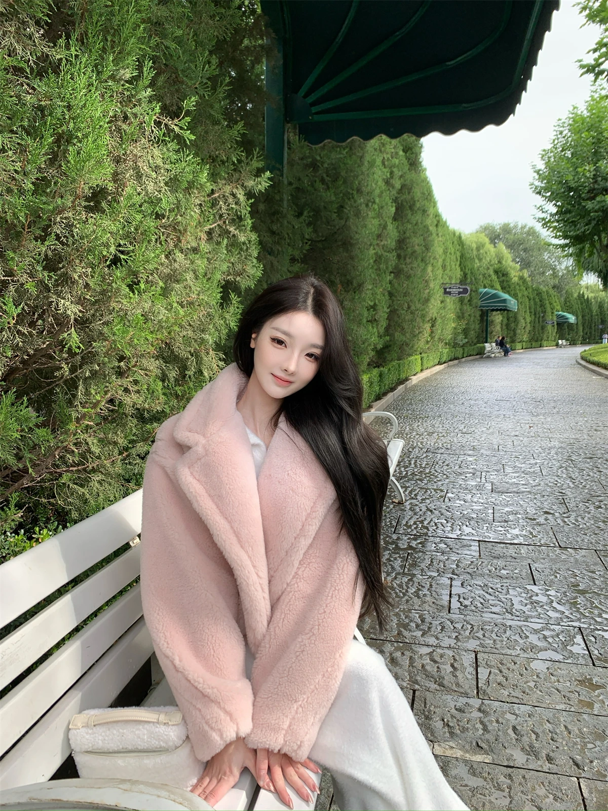 

Женская зимняя верхняя одежда Kikimy Cus-Dyed розового цвета с плюшевым мехом, осенняя коллекция 00% 2025 г.