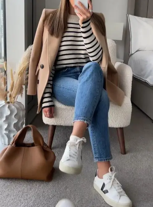 

Women's Clothing 2025 Autumn Winter Casual Vacation Button Long Sleeved Windbreaker Jacket Temperament Commuting Retro Jacket