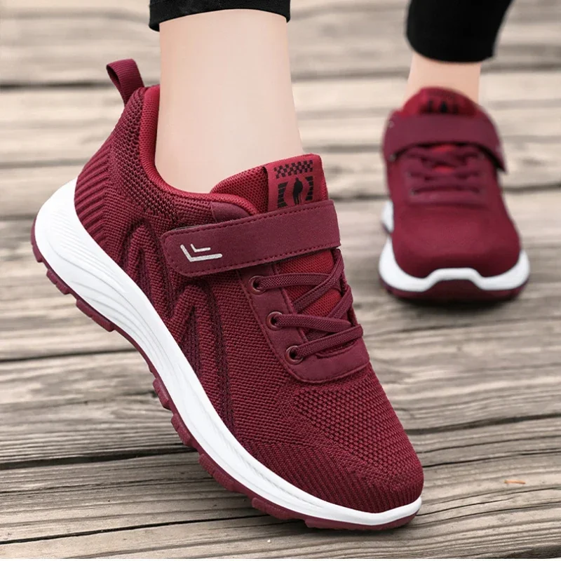 Women\'s Sports Shoes Running Shoes Ladies Breathable Sneakers Summer Light Mesh Outdoor Non-slip Leisure Lace Up Training Shoes