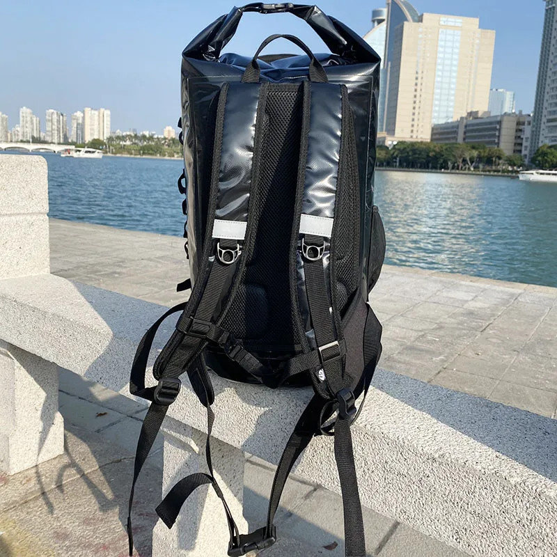 Outdoor Waterproof Backpack 30L Fishing Multifunctional Mountain Diving Travel Backpack Y452