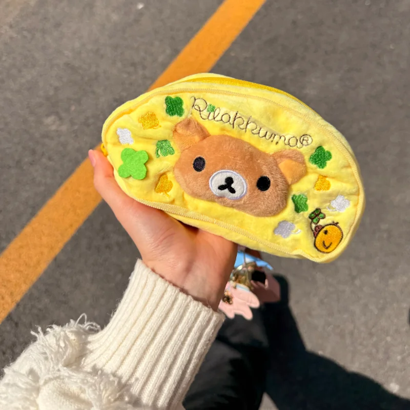 Плюшевый пенал San X Rilakkuma, большая вместимость, сумка для канцелярии на молнии, косметичка для путешествий и студентов, милые канцелярские принадлежности.