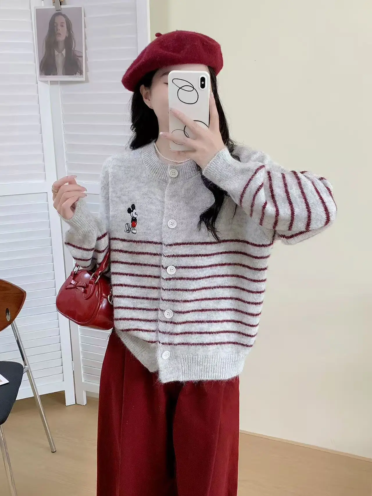 

Кардиган с вышивкой Диснея, свободный вид, стройнее, универсальный, с круглым вырезом, милый вязаный кардиган с Микки, женский свитер, пальто, куртка