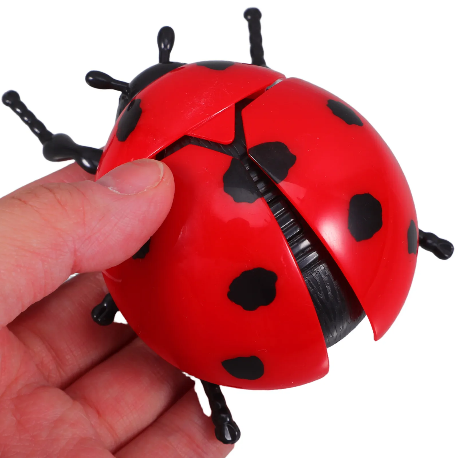 joaninha-de-corda-realista-brinquedo-de-inseto-articulado-para-criancas-–-diversao-garantida