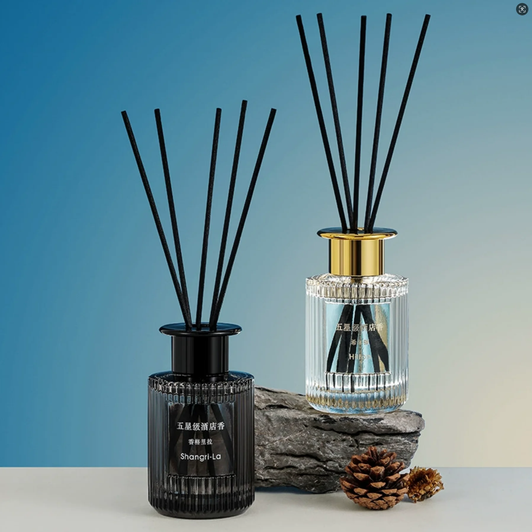 

Indoor Aromatherapy Reed Sticks Diffuser Relaxing Fragrance, Essential Oil, Bedroomand Office Decor, 100ml