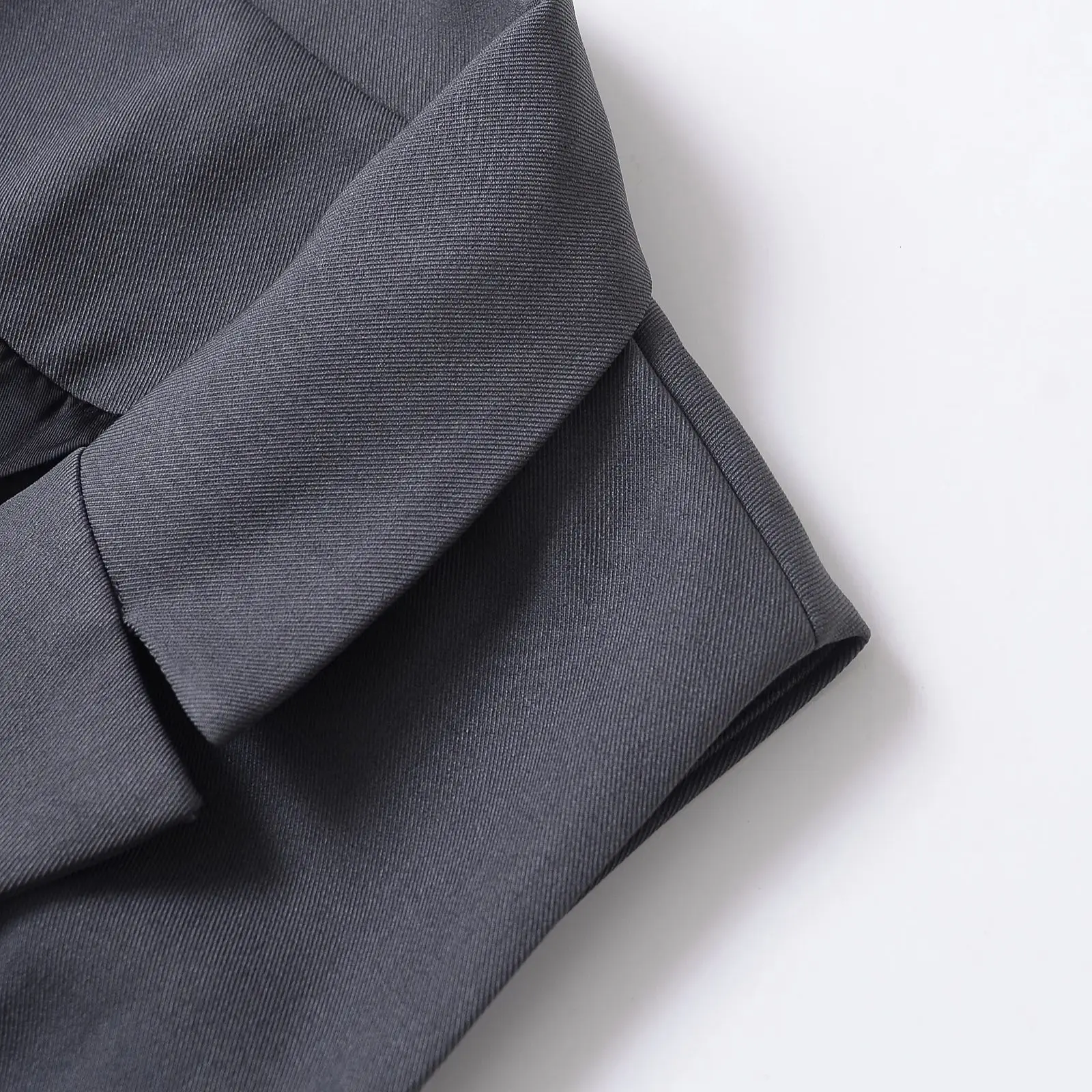 グレーのベスト女性フレンチレトロターンダウンカラーノースリーブショートジャケット新しいオフィススリムチョッキレディトップ8073239