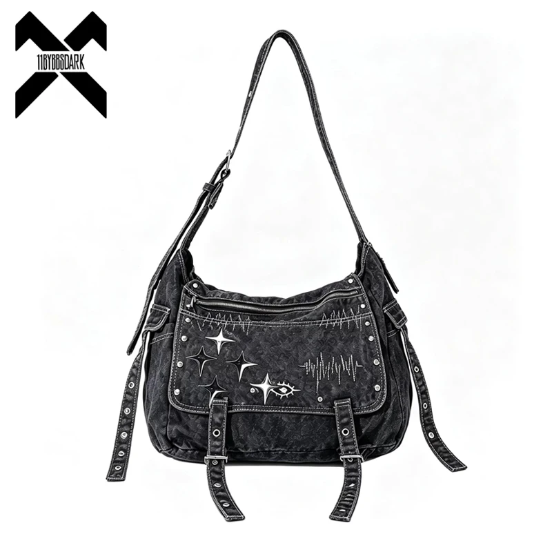 Wasteland Style Washed Denim Messenger Bag Men Rivet Decorated Crossbody Bags Streetwear Shoulder School Bag