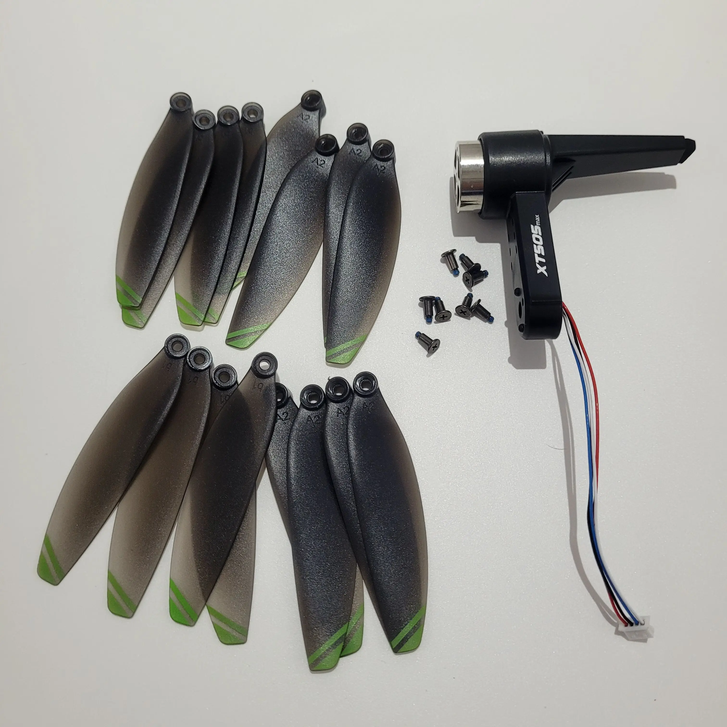 XT505 4K Drone Original Spare Part XT505 Motor Arm with Brushless Engine + Main Blade Propeller Arm Accessory