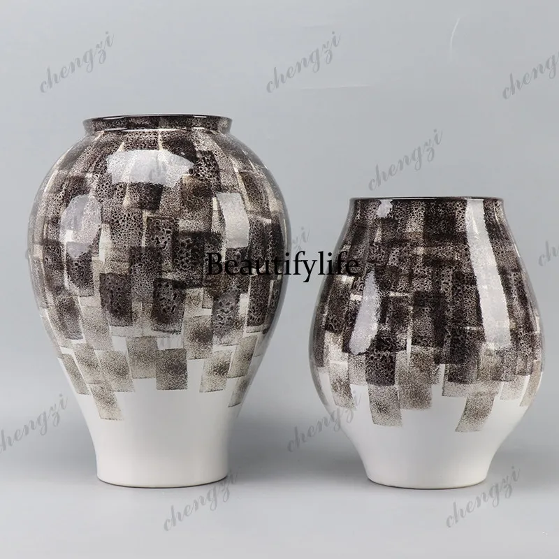 Modern new Chinese style gradual change color handmade ceramic flower ware, vase ornament in the living room