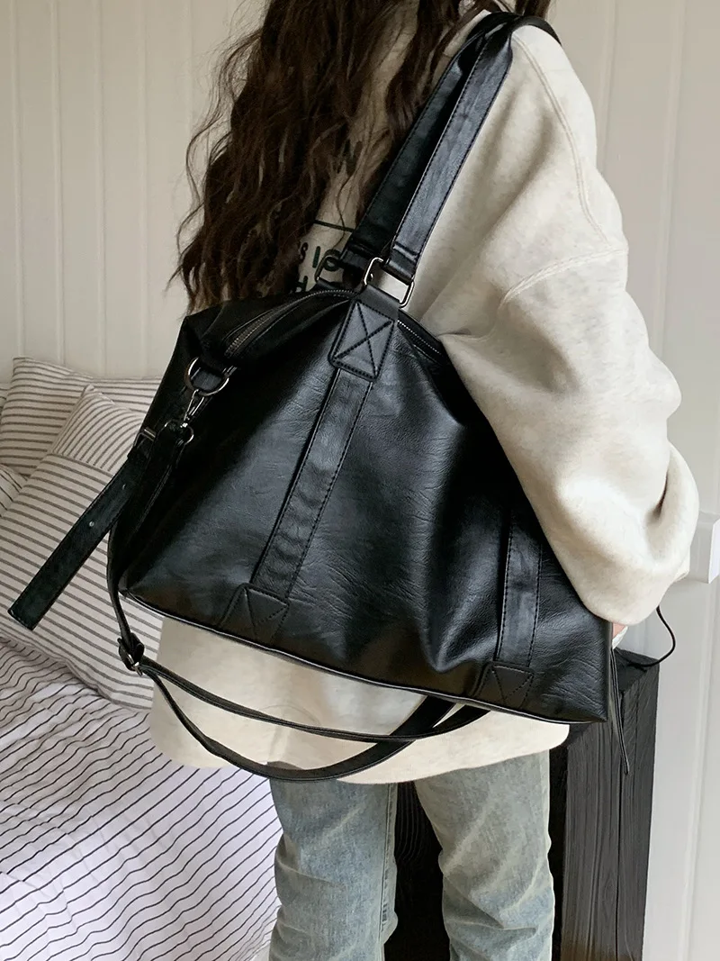 Bolsos de hombro negros de gran capacidad para mujer, bolso de compras grande, bolso cruzado de cuero suave de Color sólido, bolso de mano de viaje