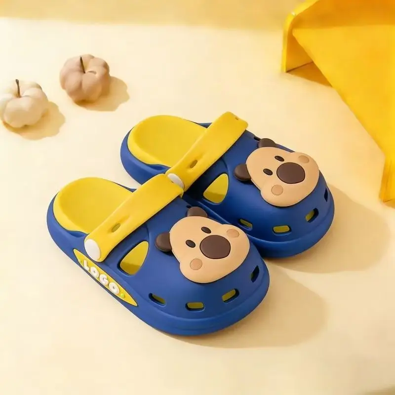 Summer 2026 style for boys and girls, children's outdoor wearable flip-flops, holey shoes, cute animal-shaped children's sandals
