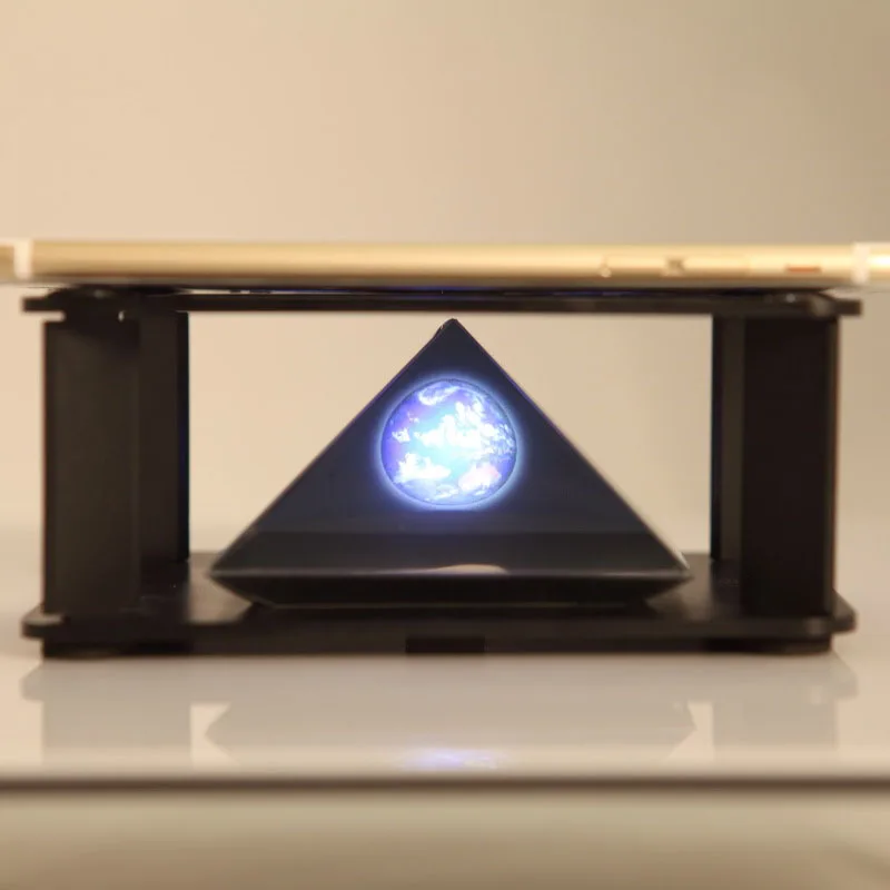 3d โฮโลแกรมพีระมิดจอแสดงผลโปรเจคเตอร์วิดีโอเครื่องขยายเสียงขาตั้งโทรศัพท์มือถือหน้าจอ Universal โทรศัพท์มือถือแว่นขยายหน้าจอสำหรับโทรศัพท์มือถือสมาร์ท