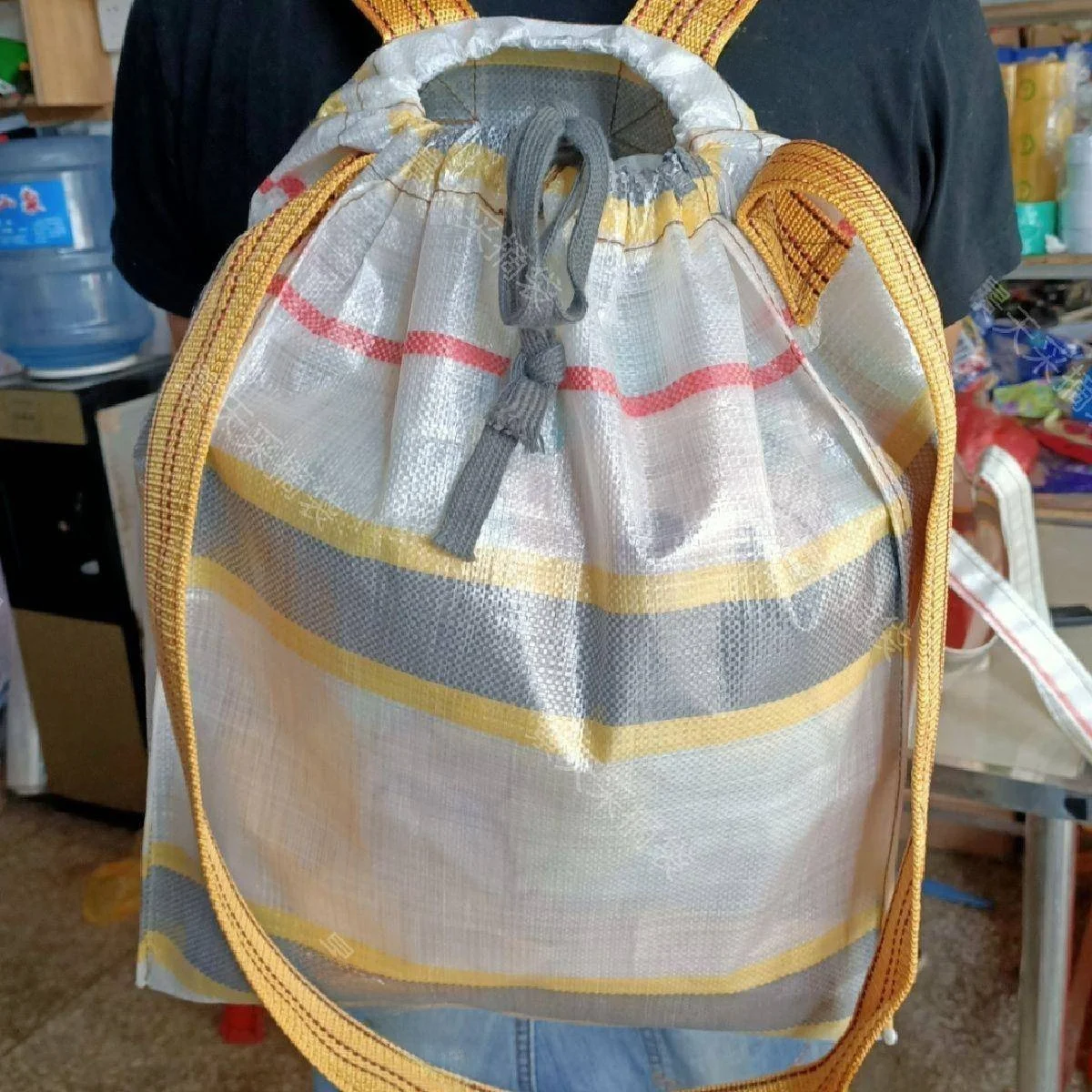 Double-Shoulder Cro…