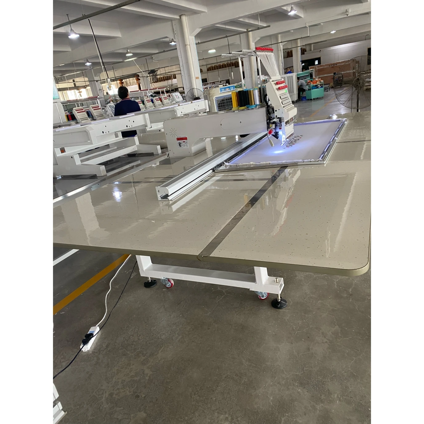 Industrial Multi Needle  Computer Embroidery Sewing Machine Price for Sale