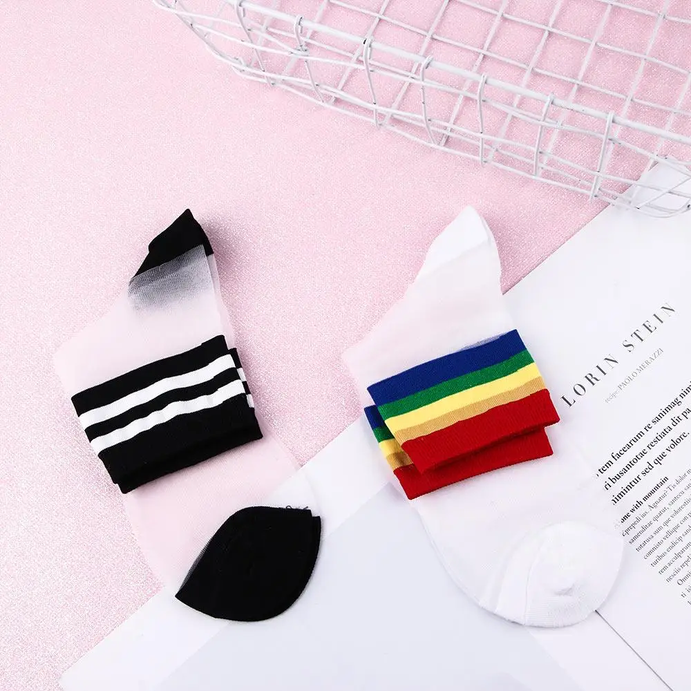 عيد الميلاد الصيف رقيقة الزجاج الحرير الشفاف المتناثرة الكاحل الجوارب الجوارب القصيرة الجوارب قوس قزح