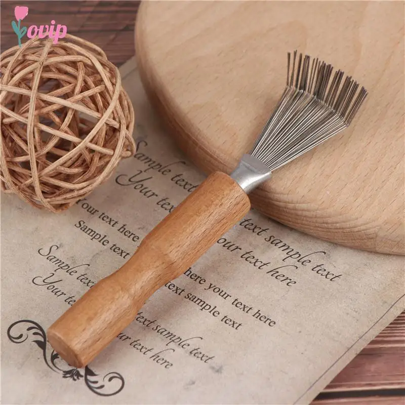 

1PCS New Durable Wooden Comb Cleaner Delicate Cleaning Removable Hair Brush Comb Cleaner Tool Handle Embeded Tool