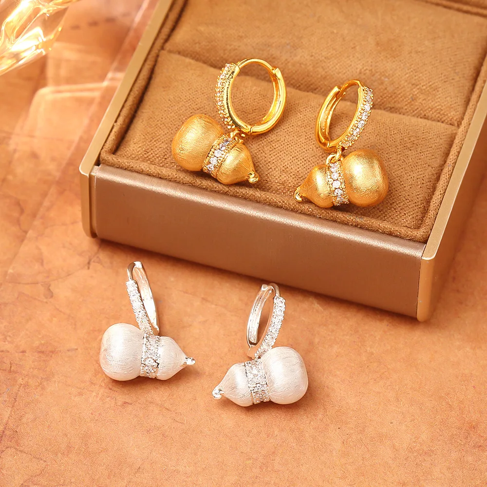 

Fashionable and exquisite micro-paved zircon gourd earrings, high-end personalized earrings, light luxury earrings for women
