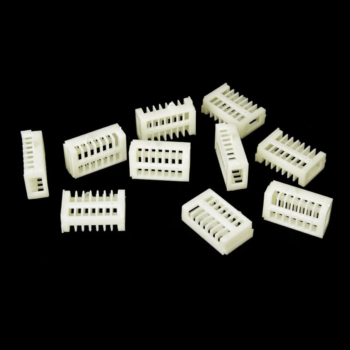 10Pcs Cage Adjustable Extensible Match-Box Style Beekeeping Tool for Introducing Moving Catching Queens Cream White