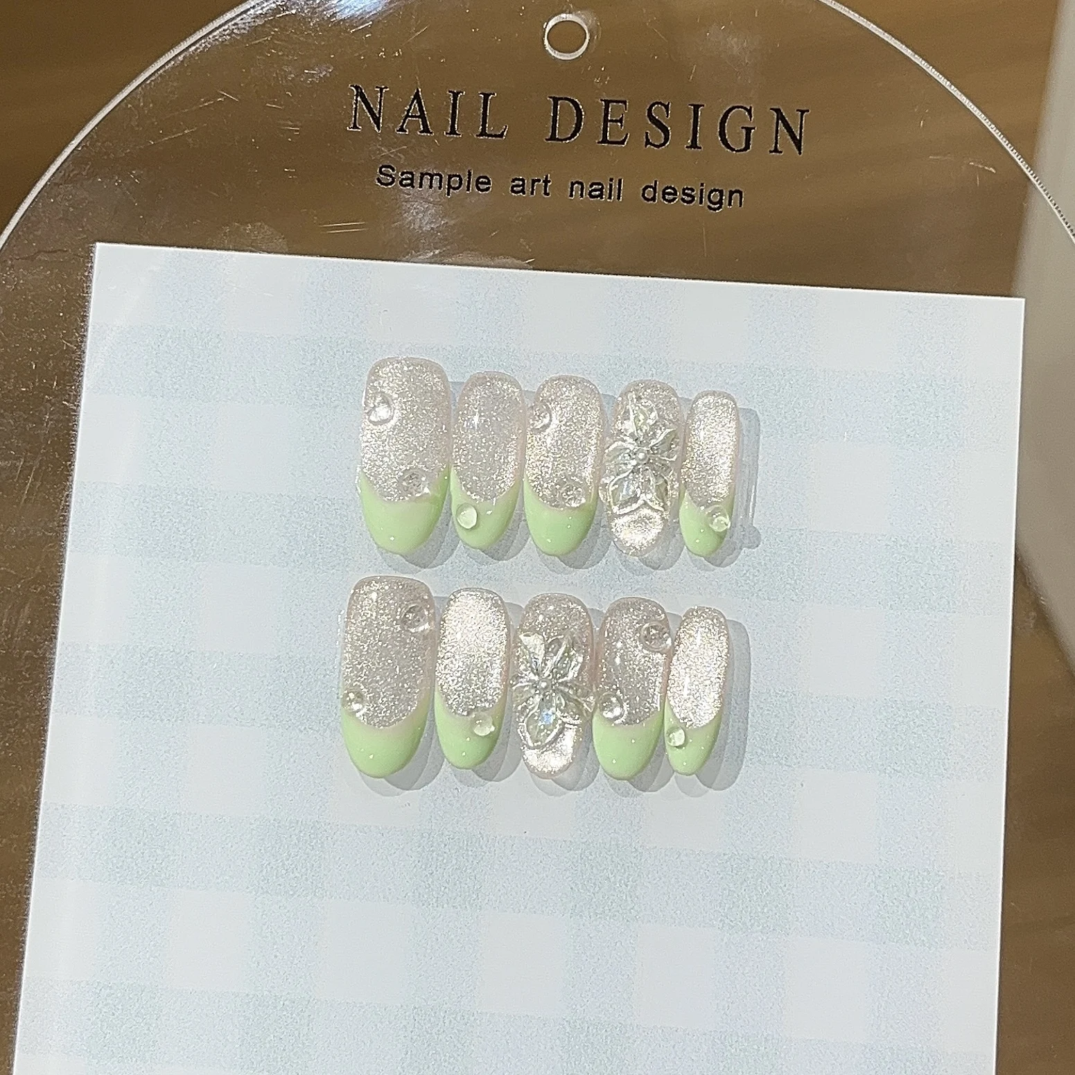 

10Pcs Oval Handmade Press On Nails Transparent Shiny Powder Cat's Eye Fake Nails Art Light Green French Nails Art Summer Tips