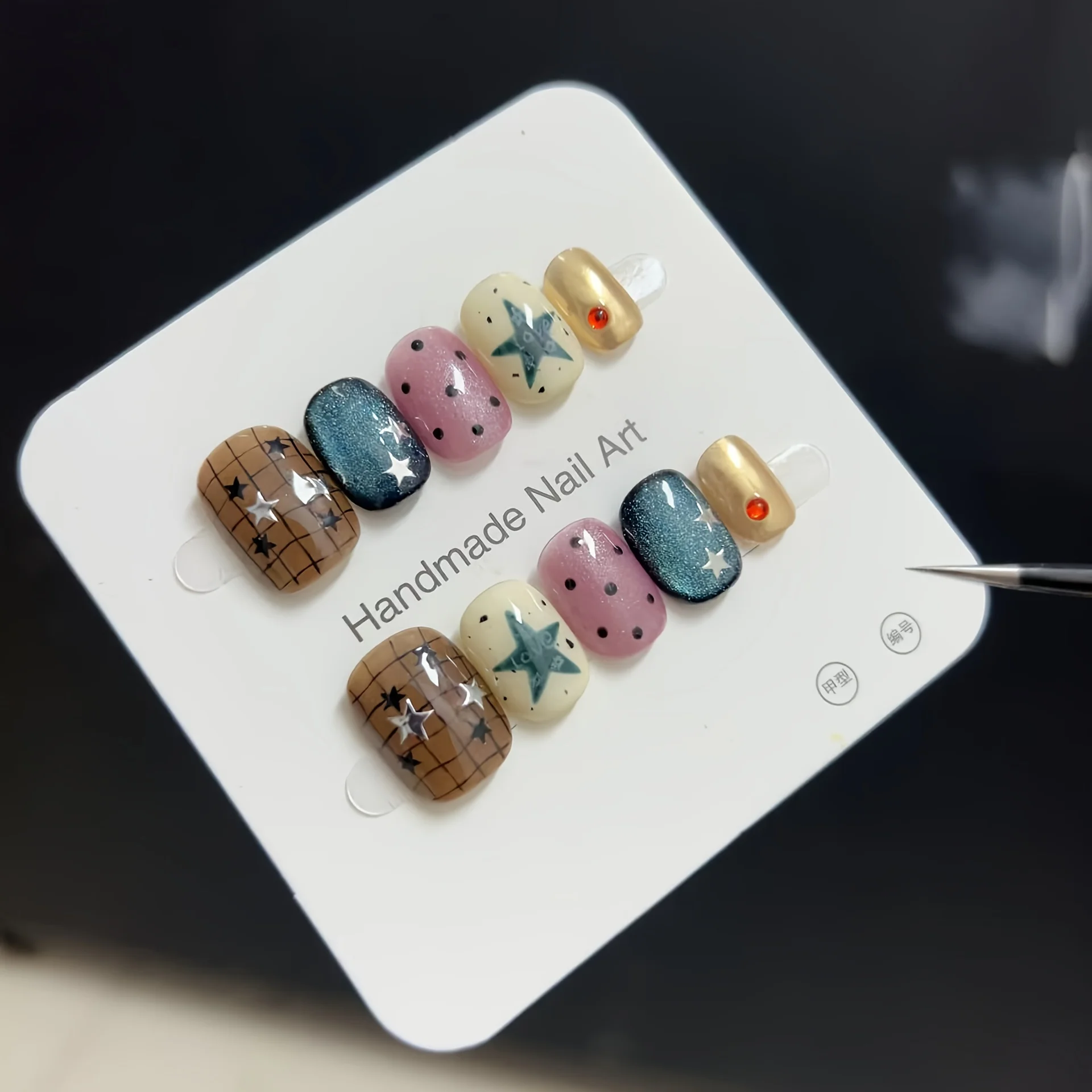 

10pcs Handmade Press on Nail Retro Contrast Color Star Polka Dot Plaid False Nail for Women&Girl Detachable Wearable Fake Nail