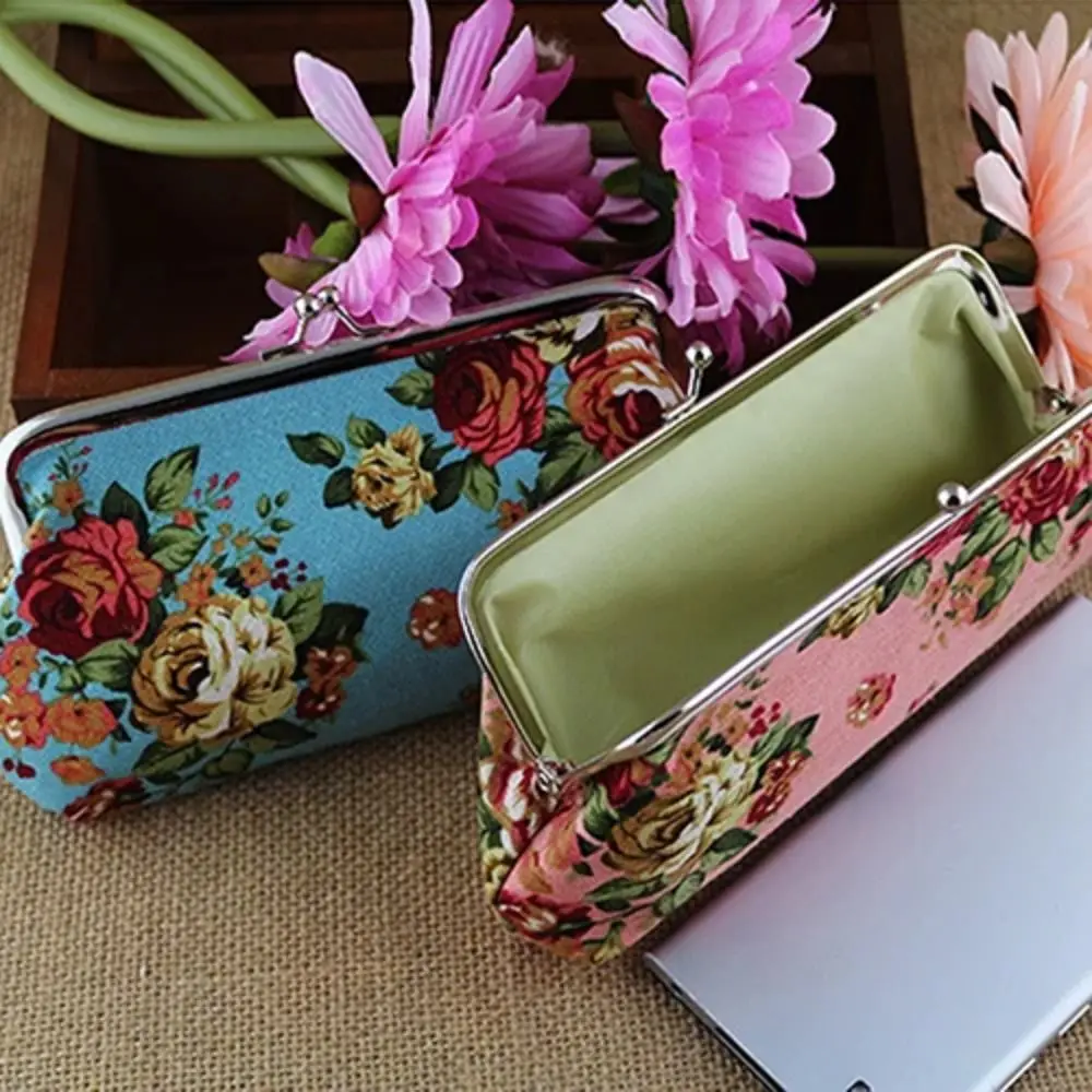 Portable Retro Long Kiss Lock Wallet Vintage Flower Credit Card Holder Coin Purse Floral Small Wallet Money Clutch Bag Outdoor