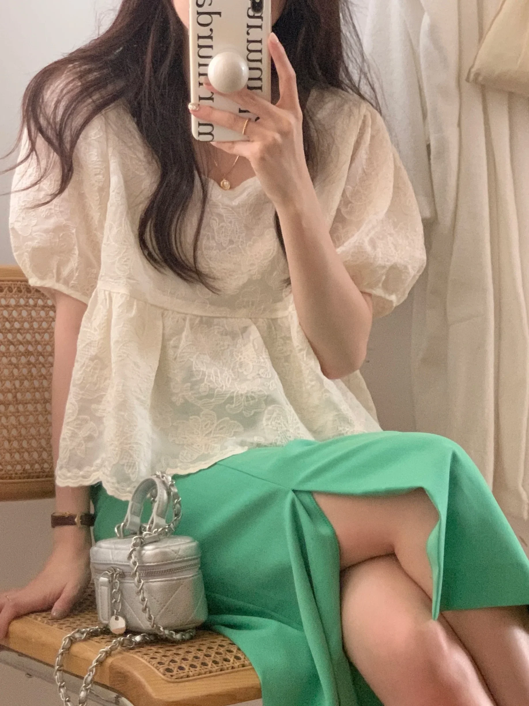 

Summer Lace Short sleeve Shirts Women 2025 New French sle Square Collar Sweet Younger Doll Shirt Flower Embroidery Top Z654