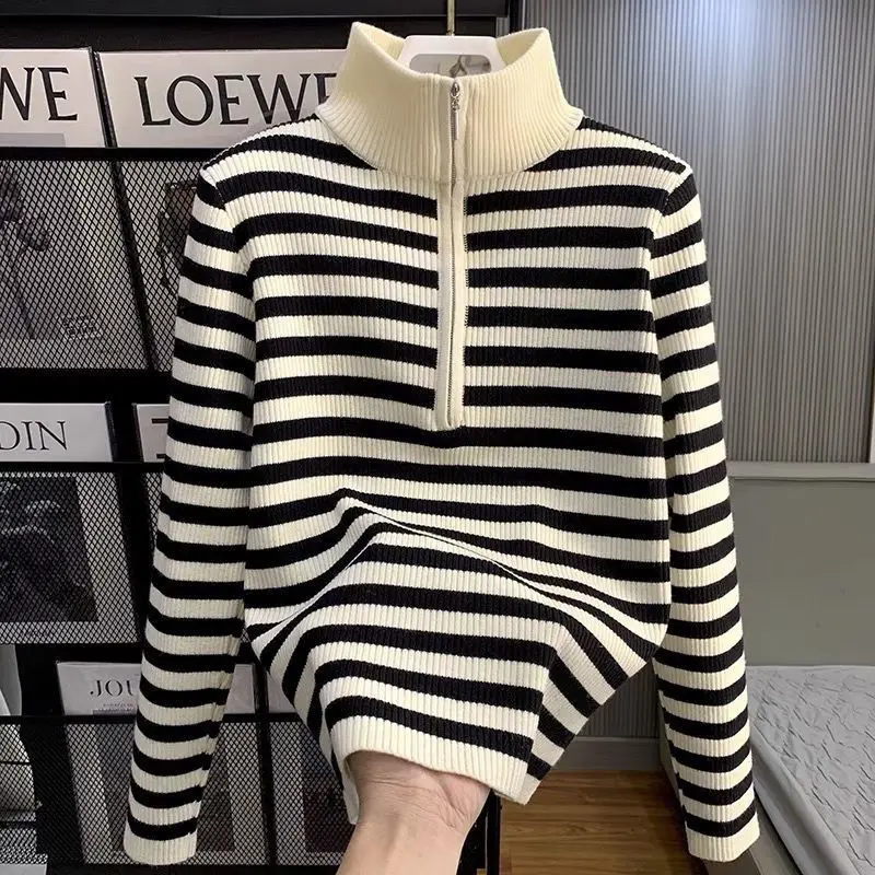 

Autumn Winter Ladies Round Neck Zipper Knitted Female New Loose Stripe Pullover Knitting Women Fashion Large Size 4XL Sweater