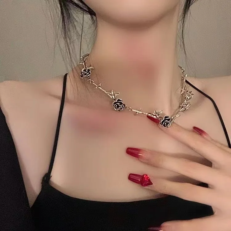 女性のためのヴィンテージゴシックネックレス,女性のためのシンプルな黒のバラのネックレス,ジュエリーアクセサリー