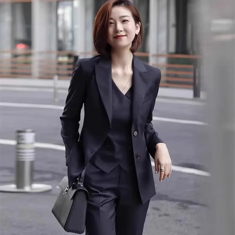 Formal Navy Blue Women 3 Piece Suit Single Breasted Peak Lapel Coat Vest Pants Custom Casual Party Prom Women Dress Pant Suits