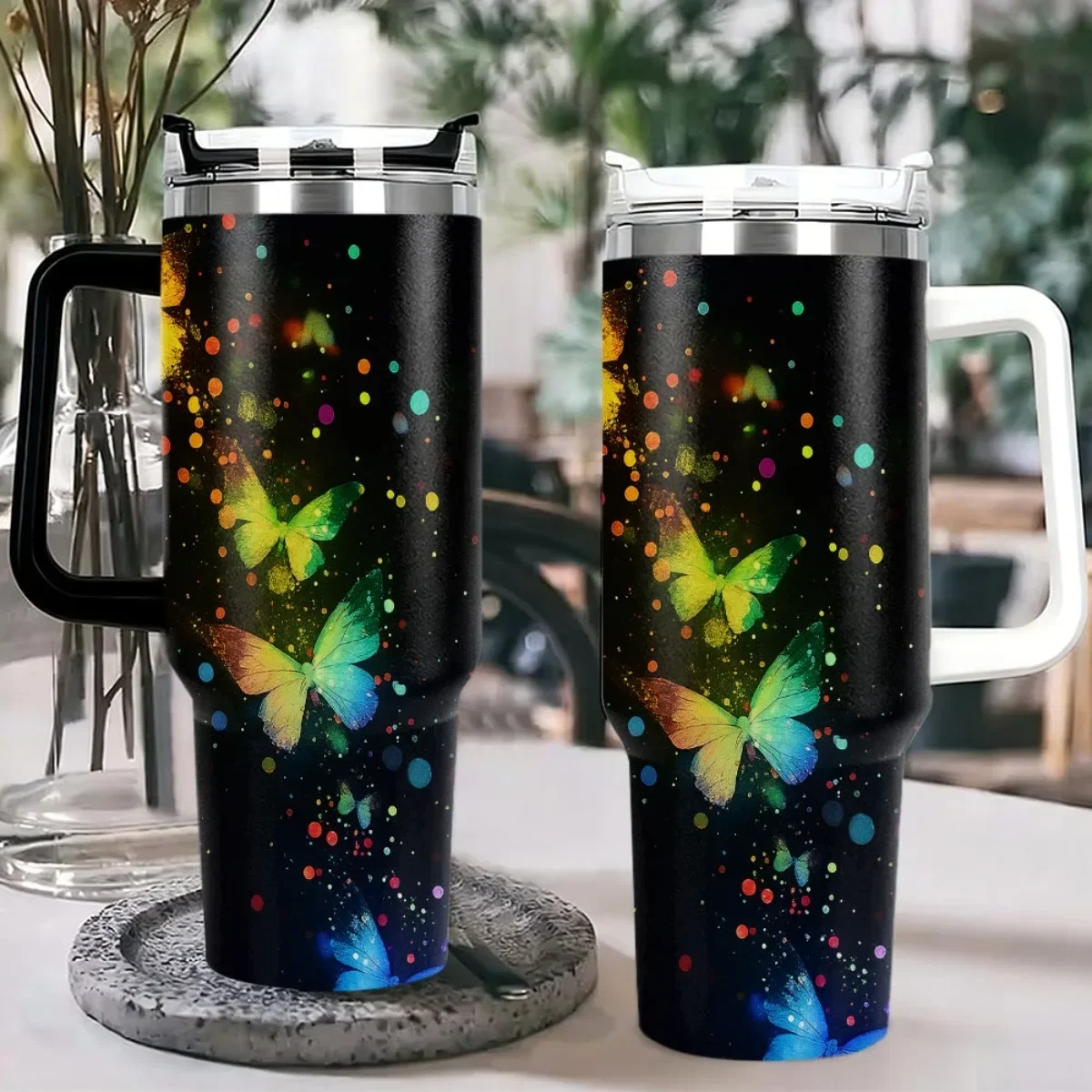 Single Piece 40Oz Stainless Steel Insulated Tumbler, Featuring a Second-Generation Handle And a Third-Generation Locking Lid, Complete with a Straw And Cap, Showcasing a Stylish And Creative Design - Double-Layer Vacuum Insulated Travel Mug