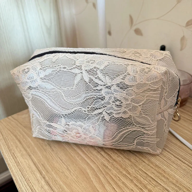 

2026 Floral Lace Makeup Bag Large Capacity Beauty Cute Cosmetic Pouch Flower Printed Mesh Travel Storage Bag Storage Organizer