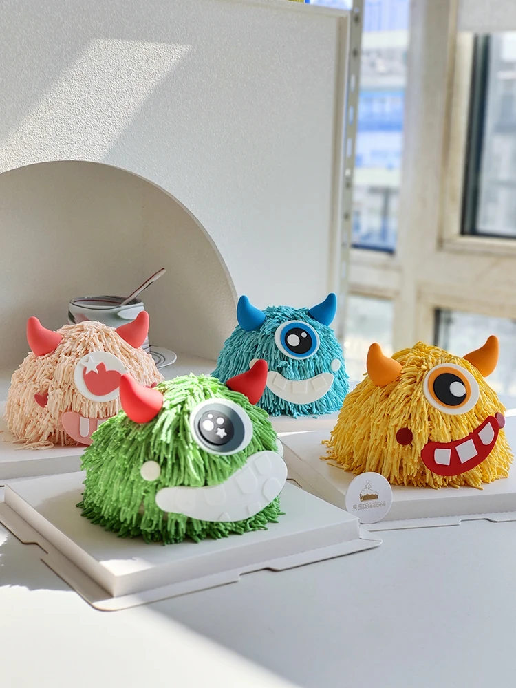 Halloween influencer baking cake decoration cute eyes little monster mouth monster party dessert plugin Gifts