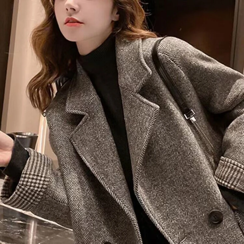 New Casual Loose Collar Pocket Windproof Jacket for Women Fashionable British Wool Coat for Women in Autumn and Winter,