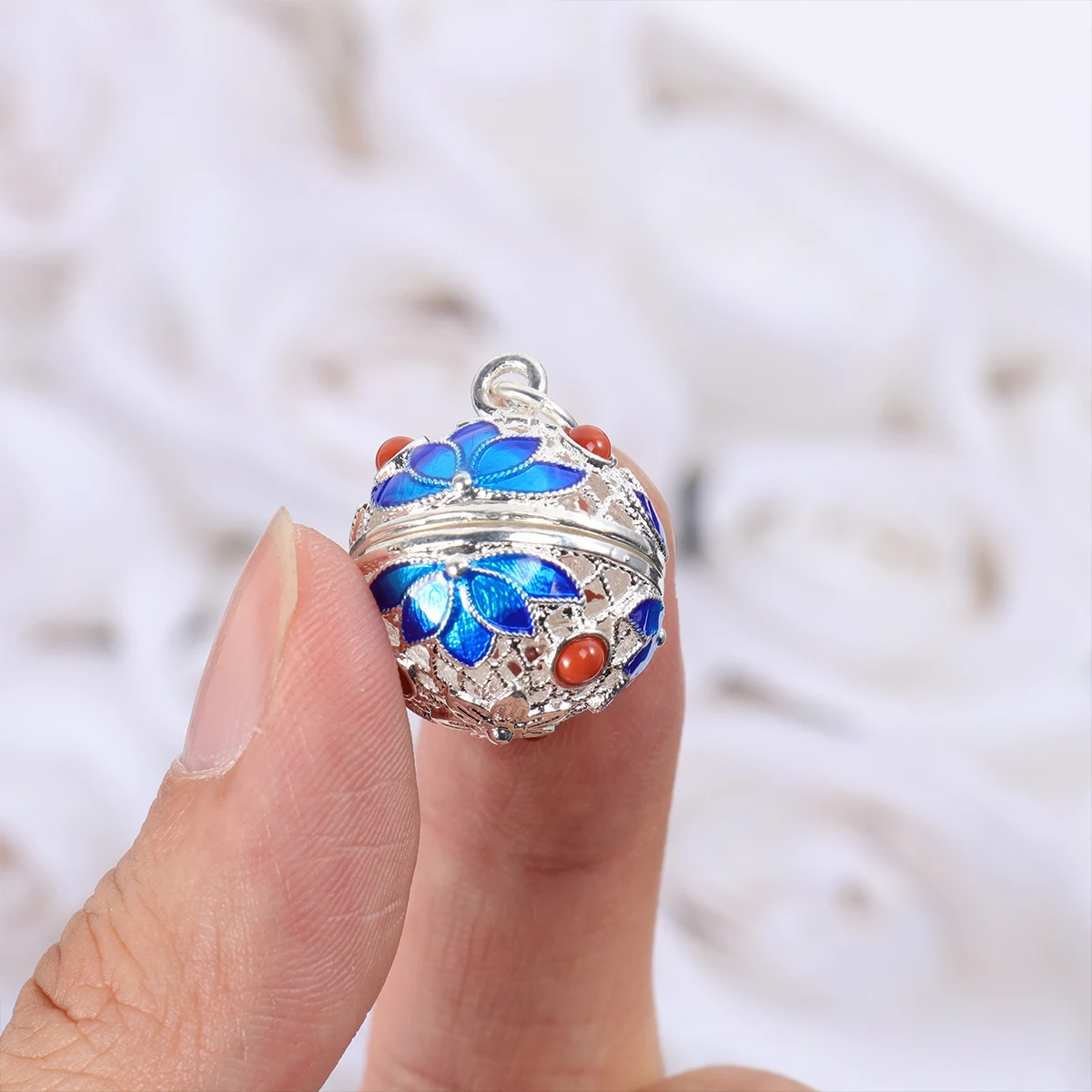 

Sachet Pendant DIY Accessories Ball Hollow-out Decoration Vintage Can Be Opened