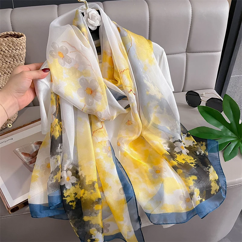 Women Fashoin Large Silk hijab Summer Scarf Print Beach Stole Ssunscreen Shawl Wraps Female Headkerchief Bandana Echarpe