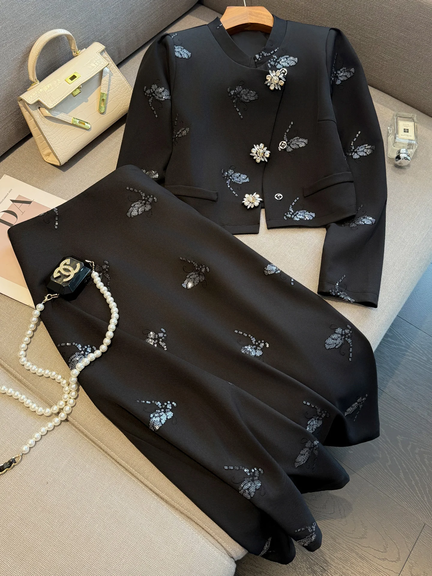 

New Chinese Style Casual Sports Set Women's Autumn Fashion Long Sleeve Open Cardigan Coat Skirt Two-Piece Set Adult Women