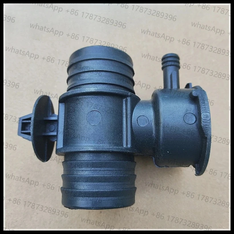 1pc for compass Liberty Caliber Sebring Avenger Water tank water pipe tee joint water tank cover base aluminum