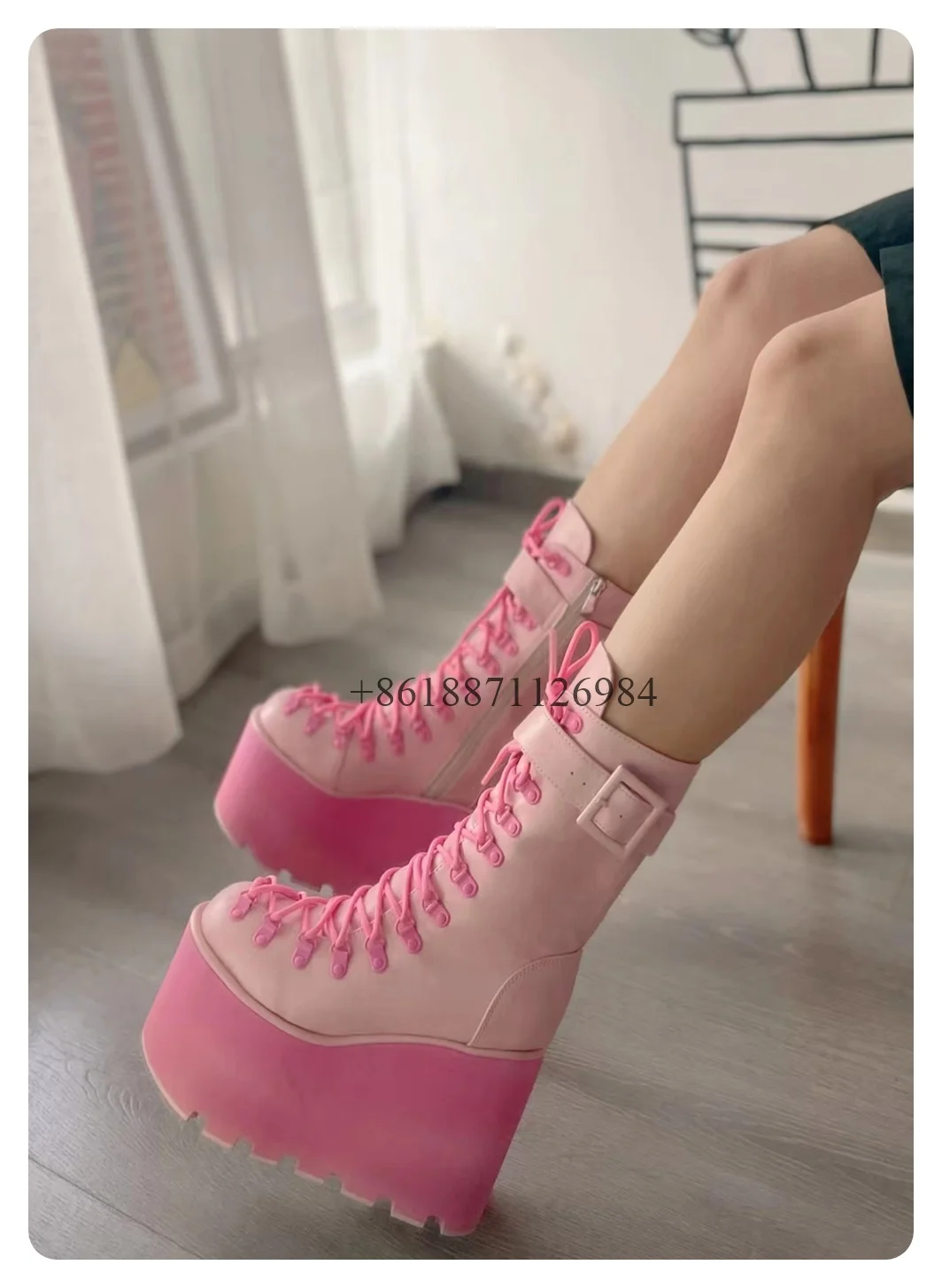 Fibbia per cintura con punta tonda rosa in pelle verniciata piattaforma a metà polpaccio stivali da donna adorabili Design con lacci scarpe