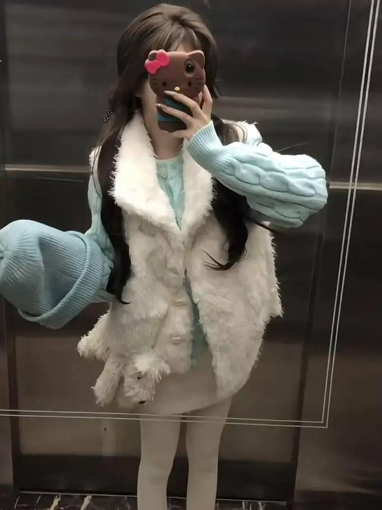 Koreański Zestaw Ubrań w Stylu College: Ciepła Kamizelka z Futrzanym Kołnierzem, Damski Kardigan z Dzianiny w Warkocze, Dwuczęściowy Komplet na Jesień i Zimę