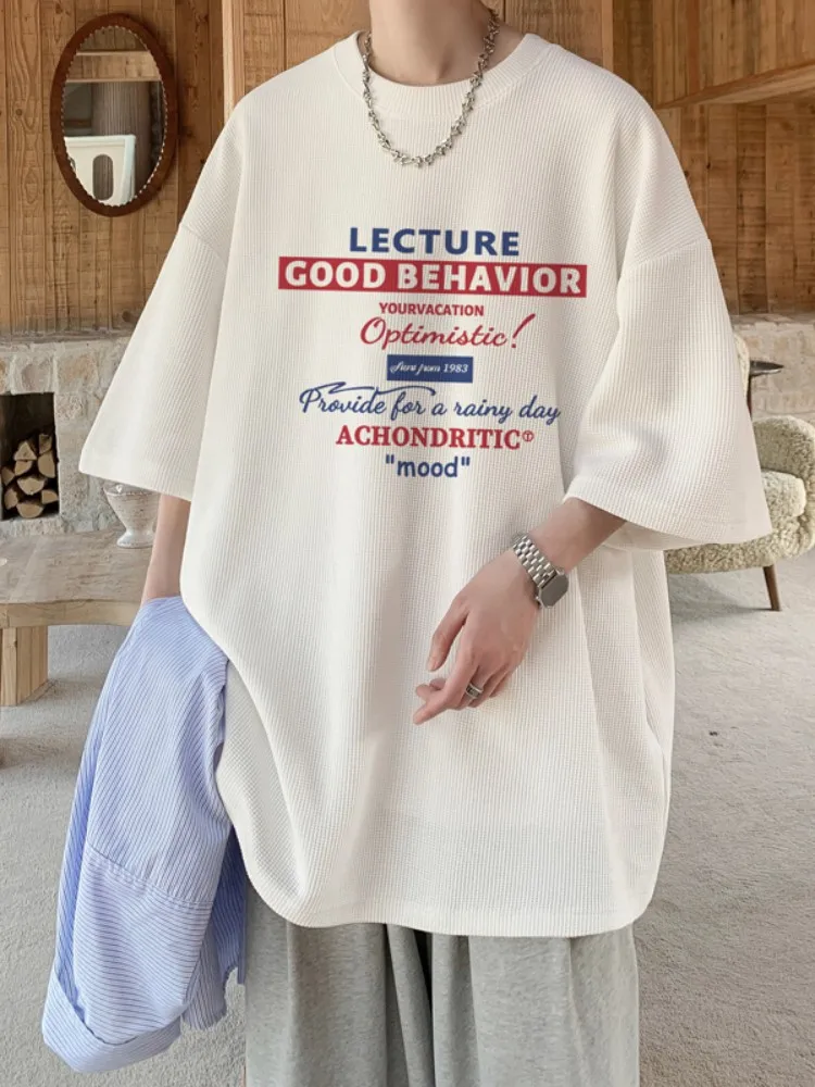 

Loose Letter Print f Sve T-irt for Men Summer Breathable Teenagers Faionable round Ne ort Sve Wfle Texture