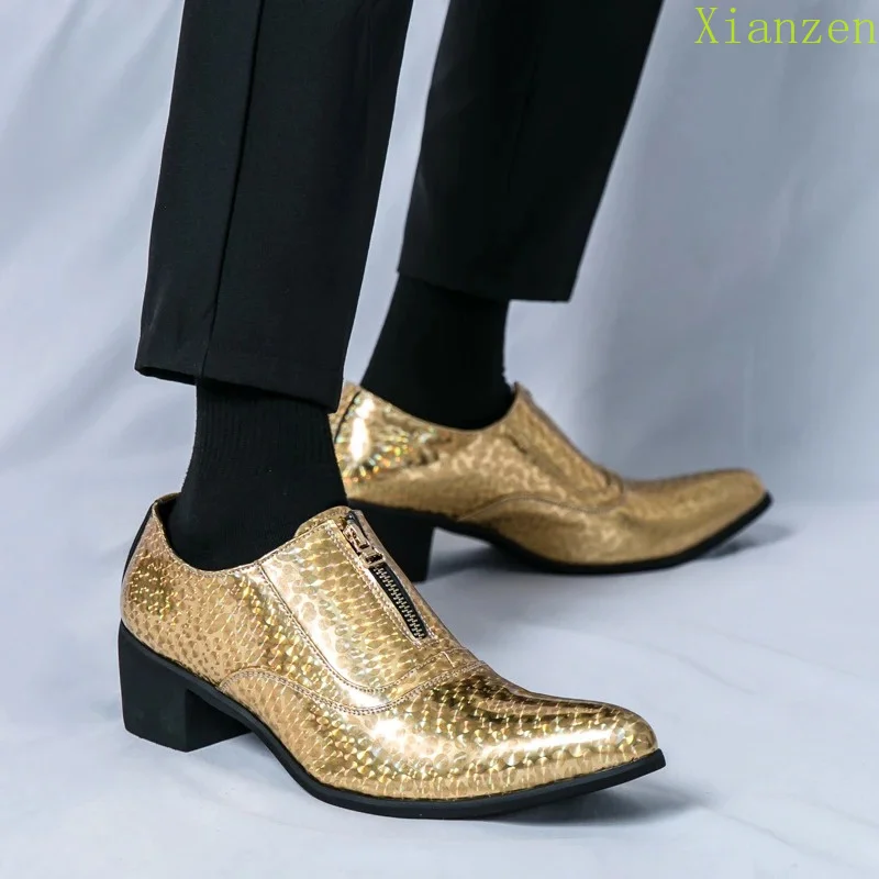 Hot Selling High Quality Men's Banquet Leather Shoes Wedding Pointed Formal Shoes Luxurious Gold Blue Business Casual Shoes 4546