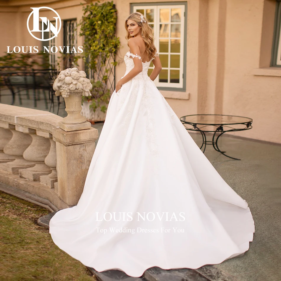 LOUIS NOVIAS A-Line Wedding Dresses For Woman Sexy Sweetheart Off the Shoulder Appliques Button Wedding Gown Vestidos De Novia