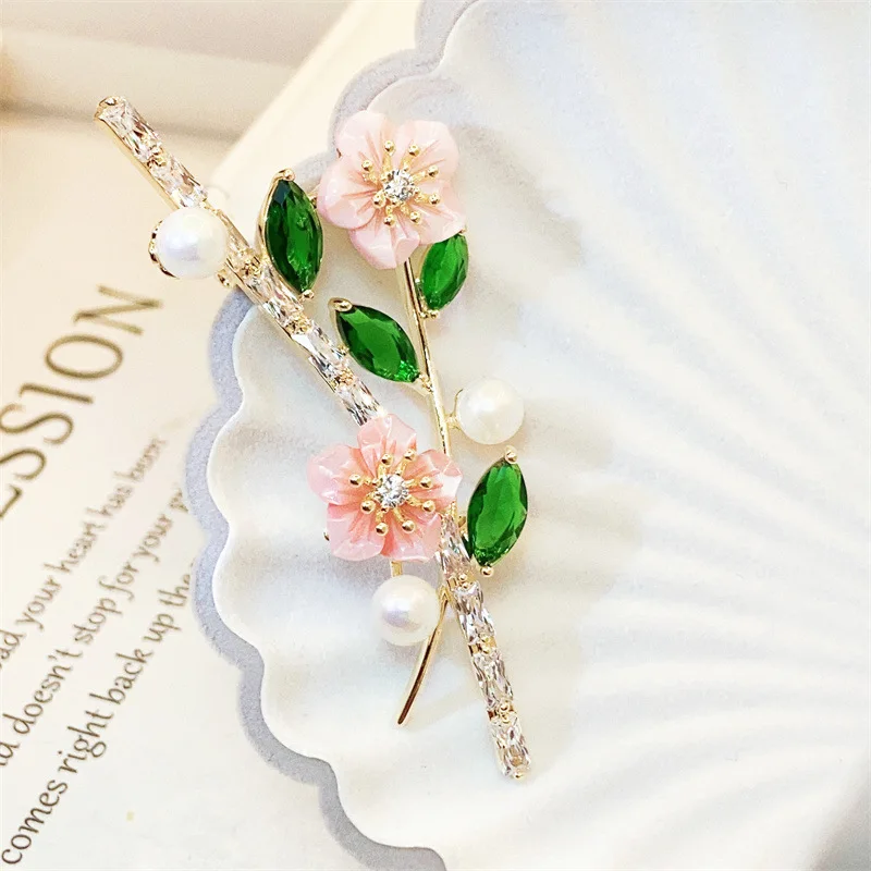 Chinese Style Lucky Auspicious Peach Blossom Brooch For Women Pink Shell Zircon Pearl Elegant Lapel Pin For Coat Sweater Gifts