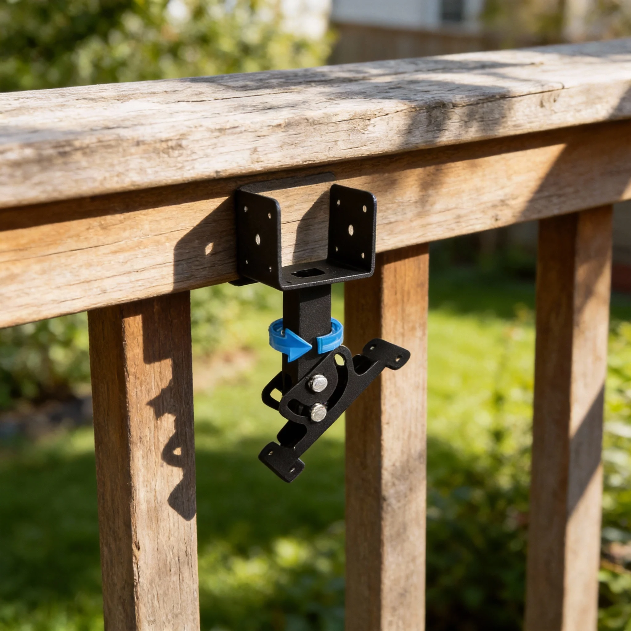 

1Set Heavy Duty Roof Brackets Saddle 180° Adjustable Saddle Base And Rotatable Support Rod For Pergolas And Roofs Hardware Tool