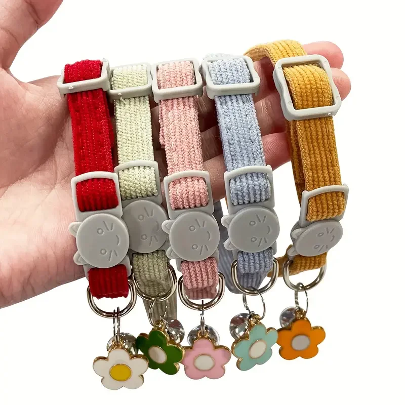 Personalisiertes Haustier-ID-Tag Verstellbares Cord-Katzenhalsband mit Sicherheitsverschluss Niedliches Halsband mit Glocke für Kleine Hunde Welpen Kätzchen – Detail 5