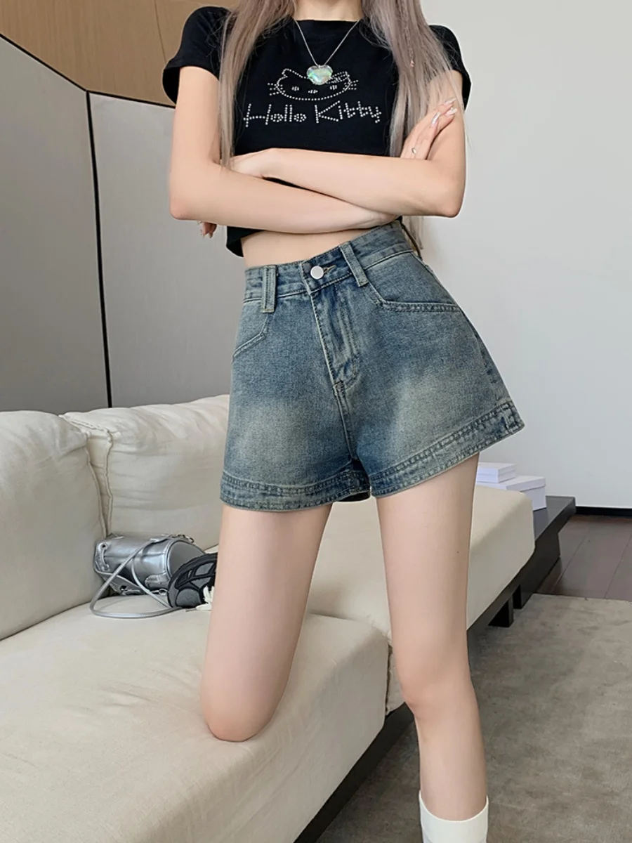 

Retro American Hot Girl Shorts High Waist Super Short Jeans Women Summer Slimming Hot Pants Outerwear Casual Straight Leg Jeans