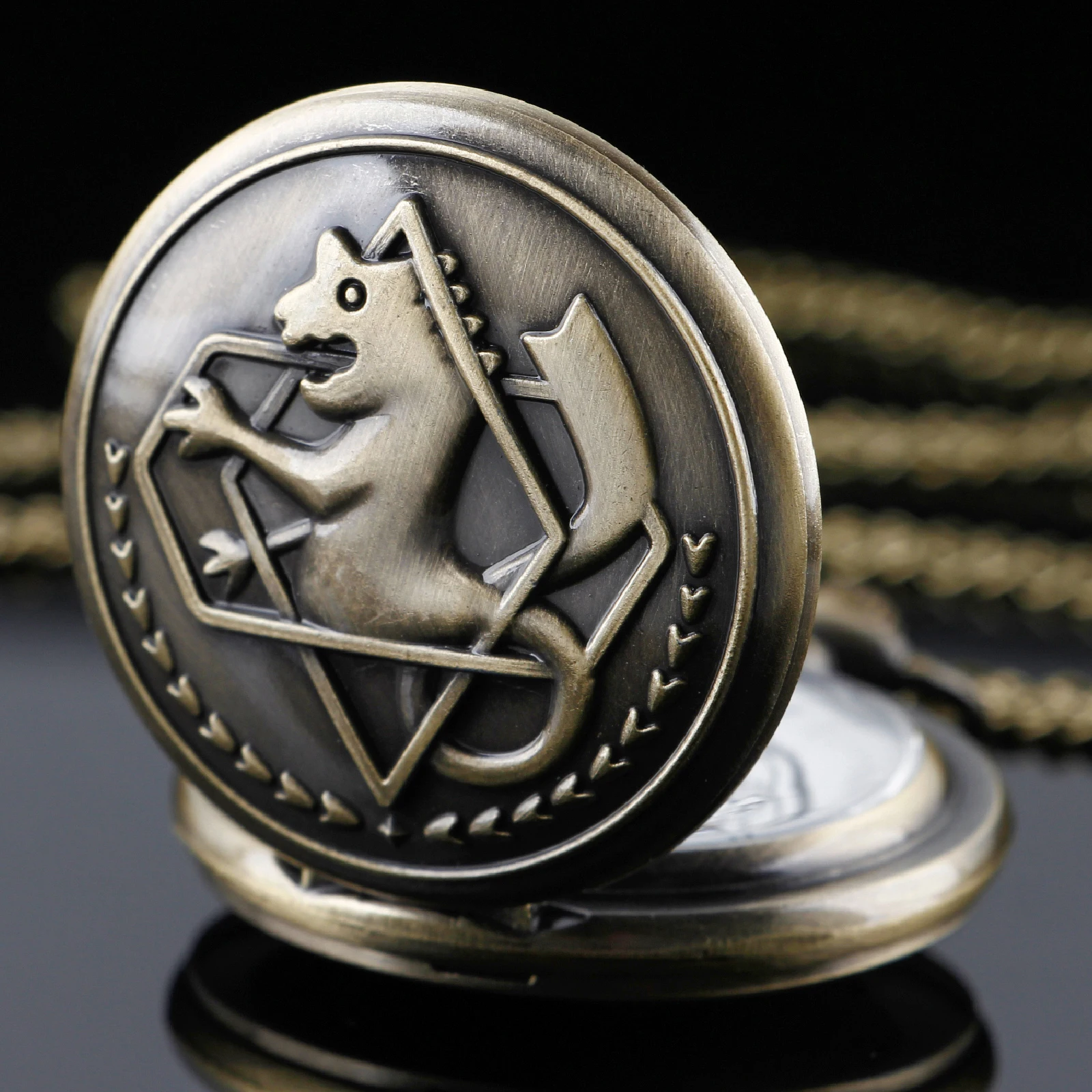 Orologio da tasca al quarzo serie Fullmetal Alchemist in bronzo vintage Orologio Steampunk Gioielli Collana con ciondolo Catena Regali per uomo Donna