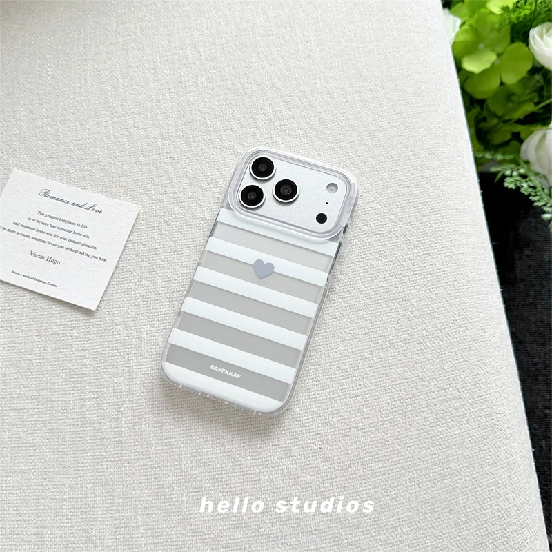 Funda de silicona antichoque con rayas blancas coreanas y corazón gris para iPhone 17 Air 16 Pro Max 15 14 Plus 13 12 11