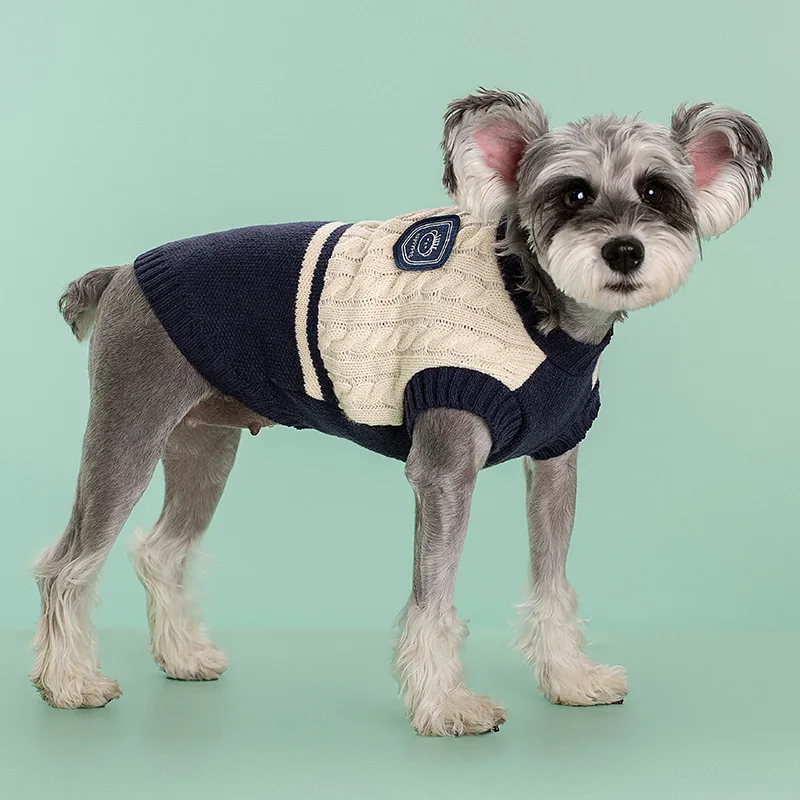 College Style Pet Dog Sweater Winter Warm Dog Clothes Puppy Cat Vest for Small Medium Dogs Chihuahua French Bulldog Yorkie Coat