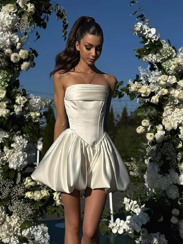 

Satin Short Wedding Dresses for Bride Beach Strapless Tulle Mini Tight Bridal Gowns for Wedding